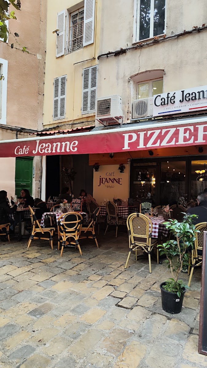 Café Jeanne-3